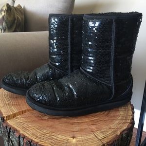 Classic Short Cosmos UGG Boots